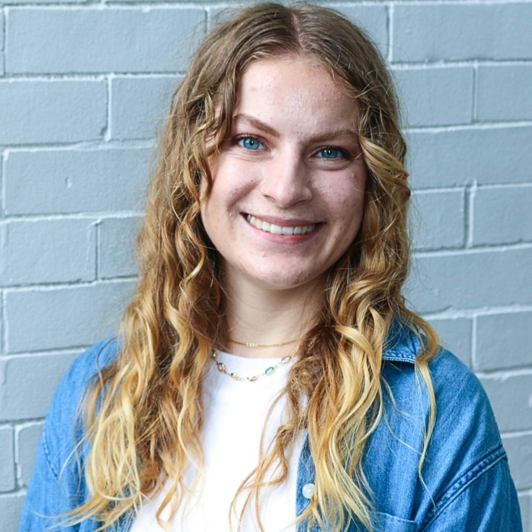 Ava BooydeGraaff